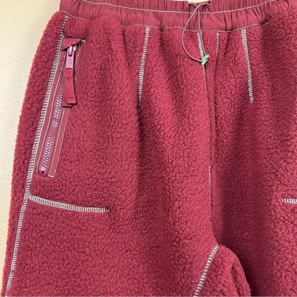 NWT Free People Sweatpants Fuzzy Burgundy Oversized Size S - Picture 6 of 9
